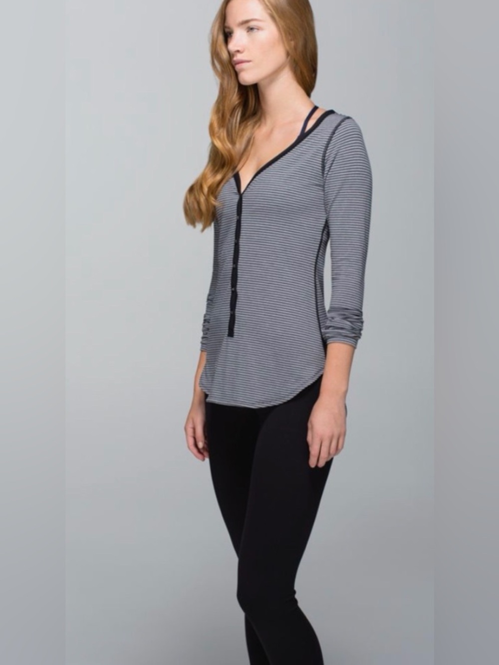 Lululemon Awesoma Henley
Hyper Stripe Black Heathered Slate